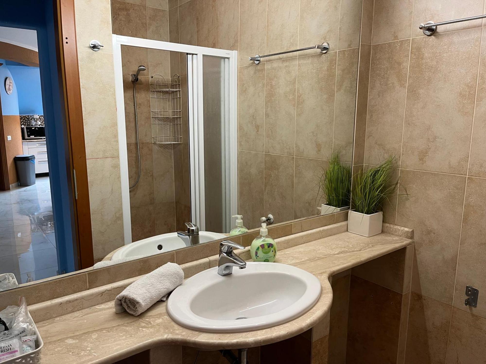 Paris-Lux. Apartment Hajduszoboszlo Ngoại thất bức ảnh